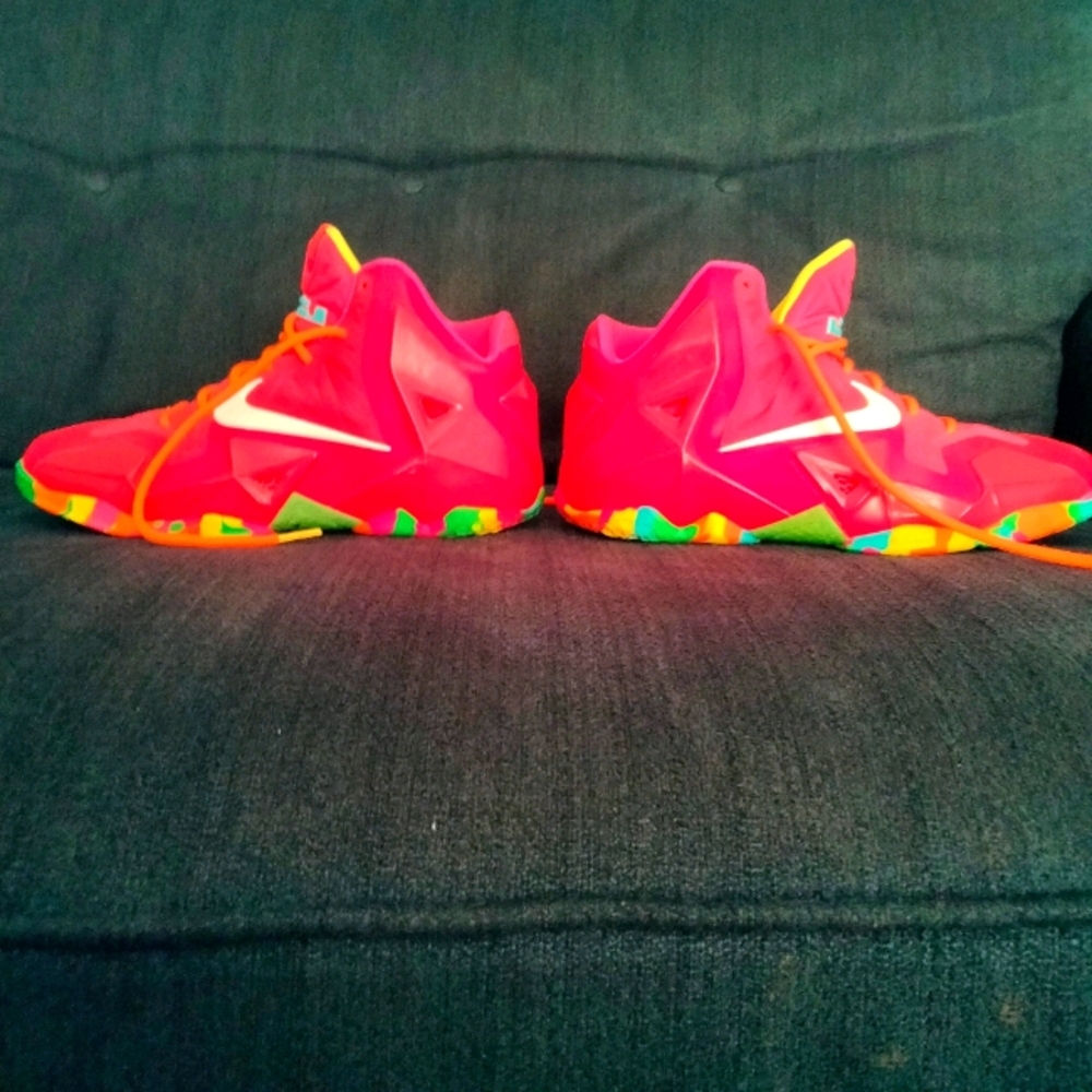 LeBron Nikes 11 Skittles